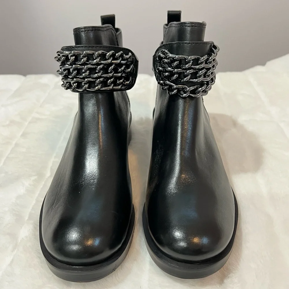 NEW Tory Burch BLOOMFIELD Gunmetal Chain Embellished Black Leather Bootie